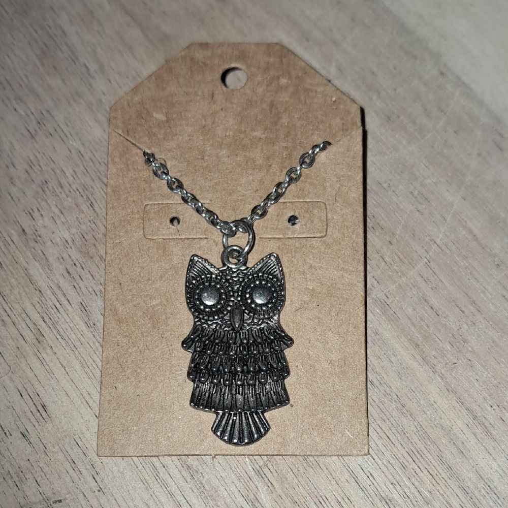 Silver Owl Pendant Necklace